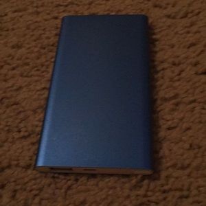 Portable battery charger